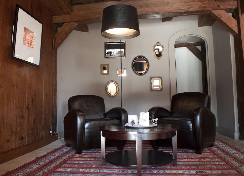 Bed and Breakfast La Belle Saison à Mollens  Extérieur photo