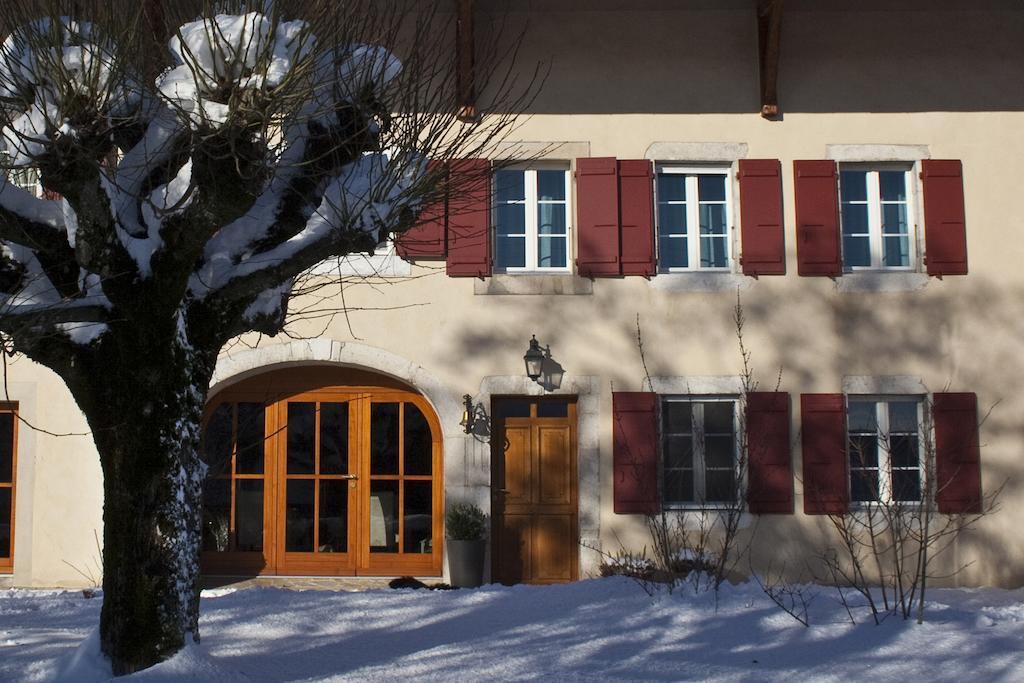 Bed and Breakfast La Belle Saison à Mollens  Extérieur photo