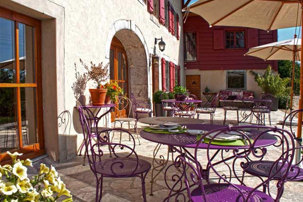 Bed and Breakfast La Belle Saison à Mollens  Extérieur photo